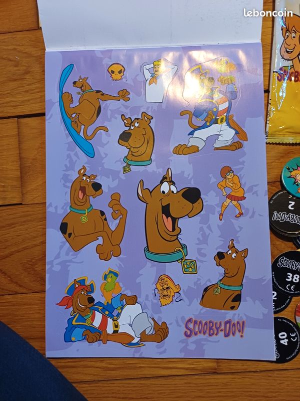Lot dessin autocollant pogs scooby doo (image 2)