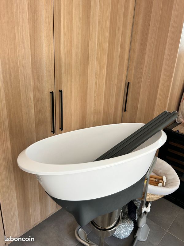 Baignoire bébé sur pieds (image 1)