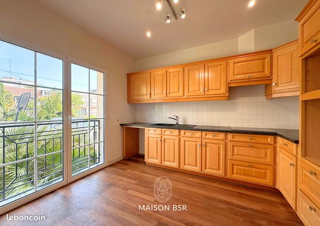 Maison 6 pièces 180 m² — 4