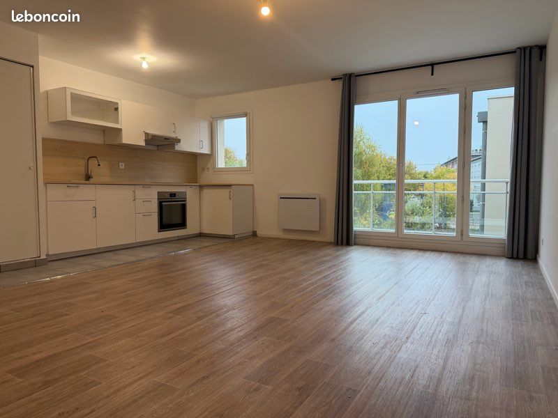 Appartement 3 pièces 62 m² · à Loos · 62 m² · 930 €/mois