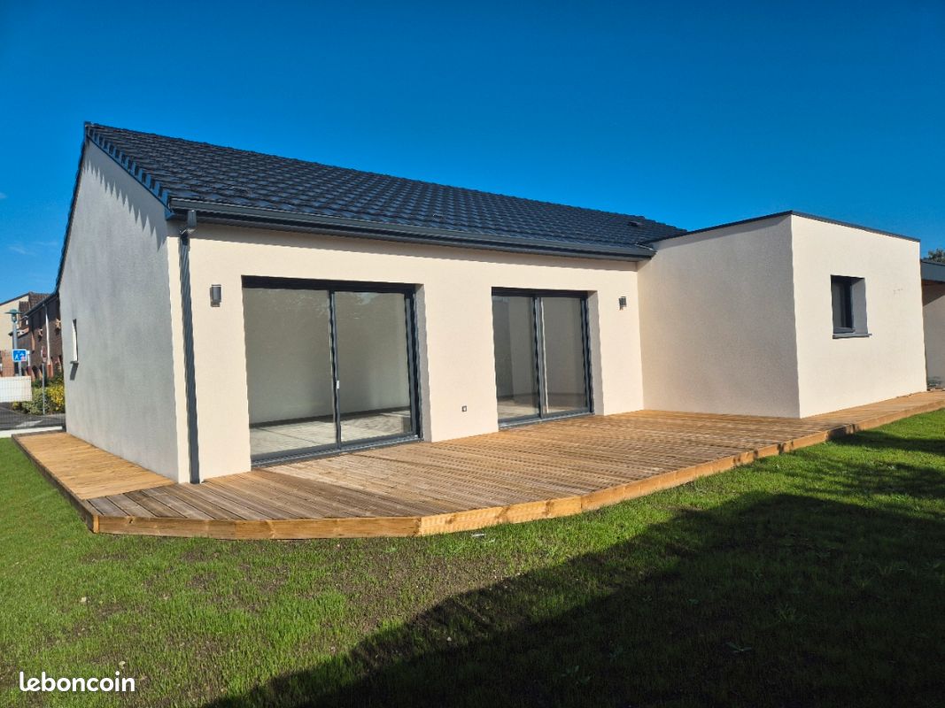 Maison 4 pièces 118 m² · à Saint-Amand-les-Eaux · 118 m² · 389 000 €