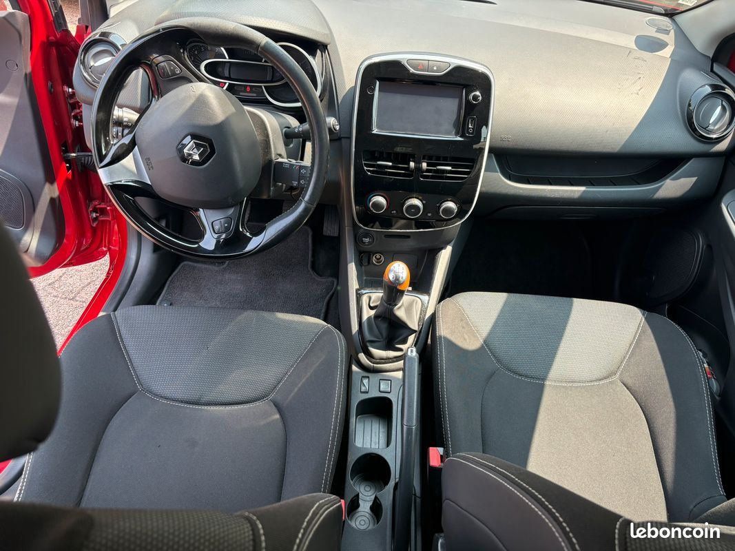 • RENAULT Clio IV TCe 90 Energy eco2 Zen Start/Stop Garantie 12 mois DISTRIBUTION A CHAÎNE (image 3)