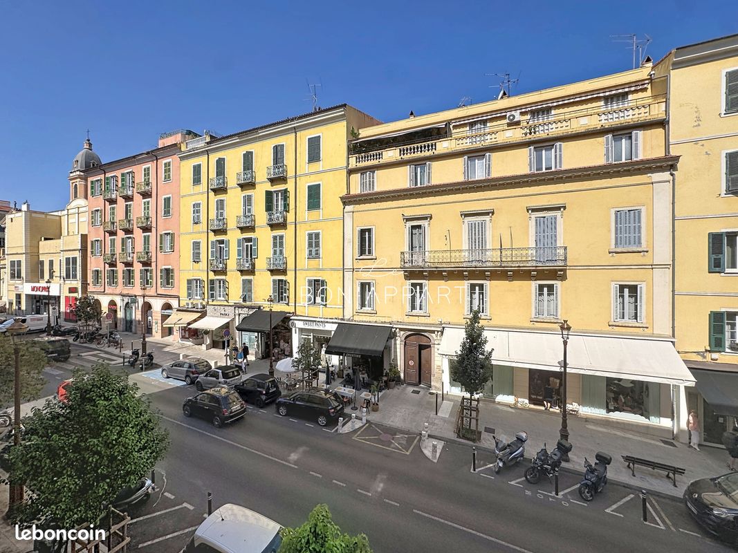 Appartement 3 pièces 76 m² · à Ajaccio · 76 m² · 345 000 €