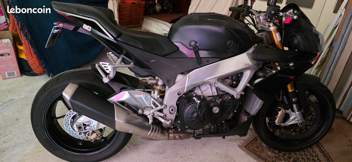 Aprilia tuono 1000 v4 APRC 2014 (image 1)