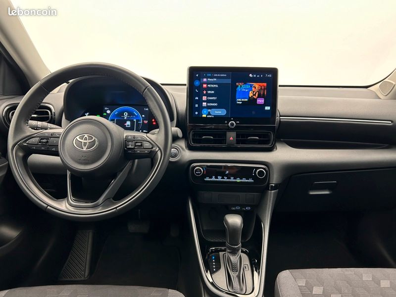 Toyota Yaris Hybrid Design 1.5 116 ch (image 11)