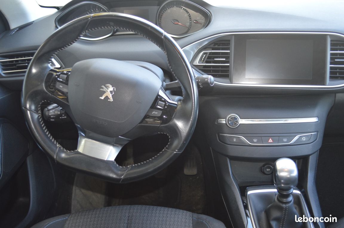 Peugeot 308 BUSINESS - 110ch Active Business (image 14)