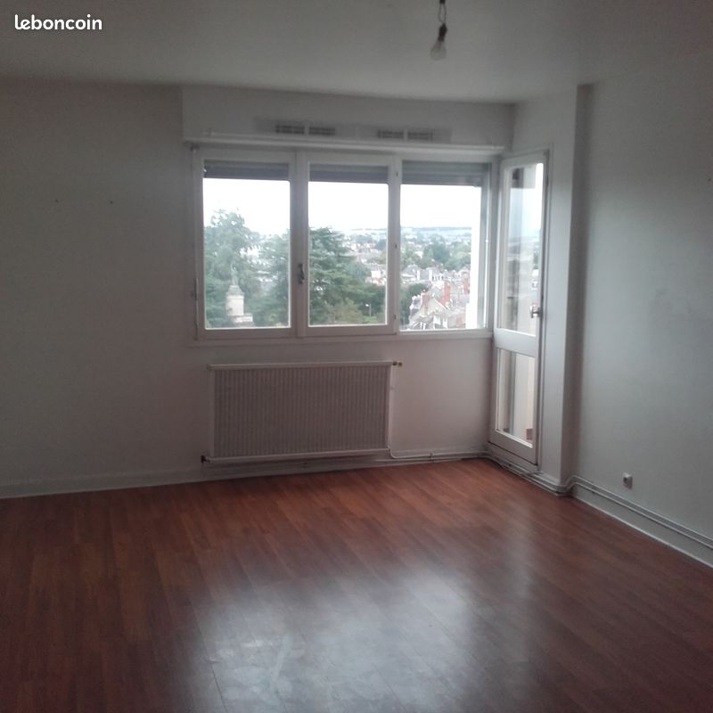Appartement 3 pièces 65 m² · à Châtellerault · 65 m² · 68 000 €