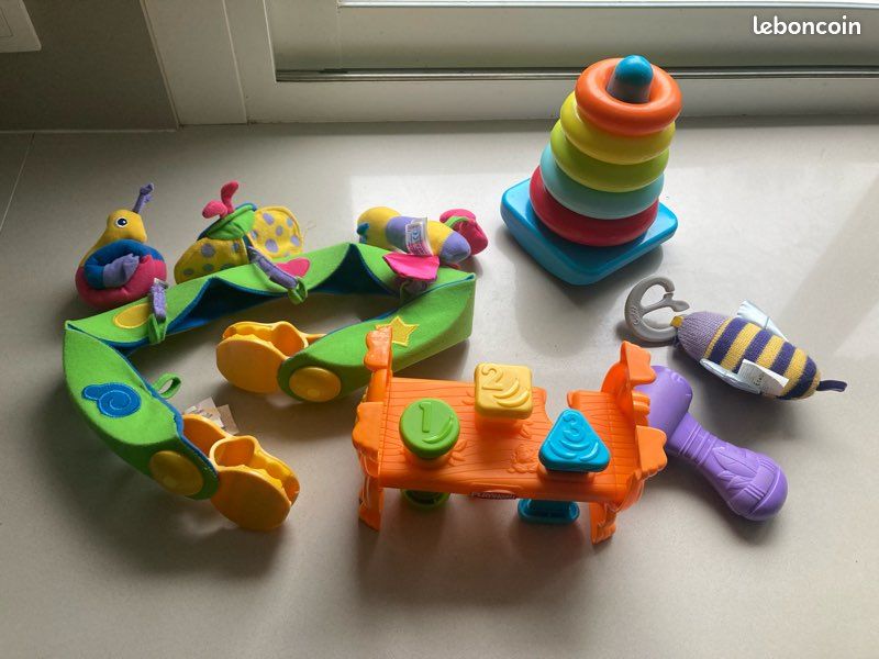 Lot jeux bébé (image 1)
