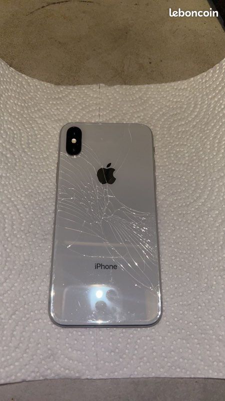 IPhone X (image 2)
