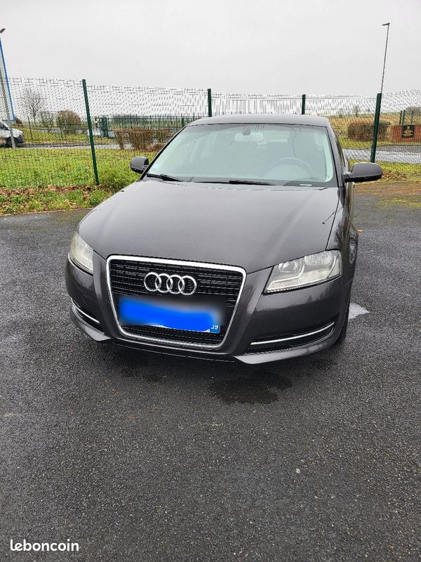 Superbe Audi A3 1.6 Tdi - Voitures