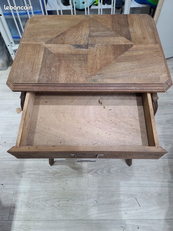 Table d'appoint sellette (image 1)