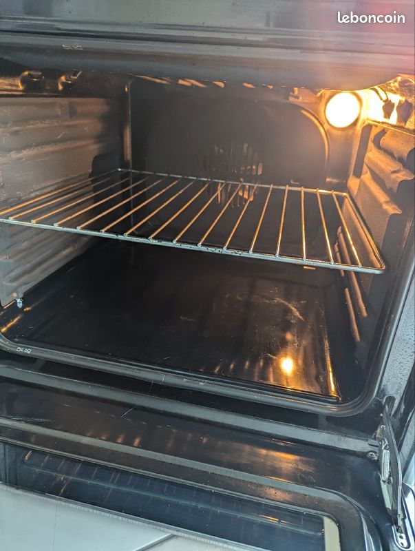 Gazinière induction Indesit (image 3)