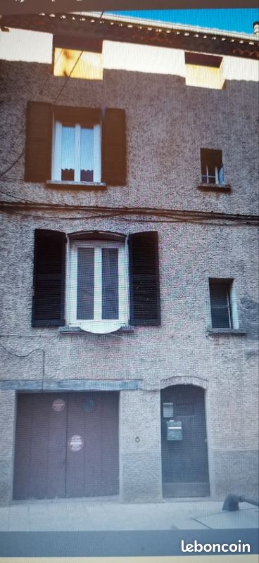 Appartement 3 pièces 49 m² · à Varages · 49 m² · 590 €/mois