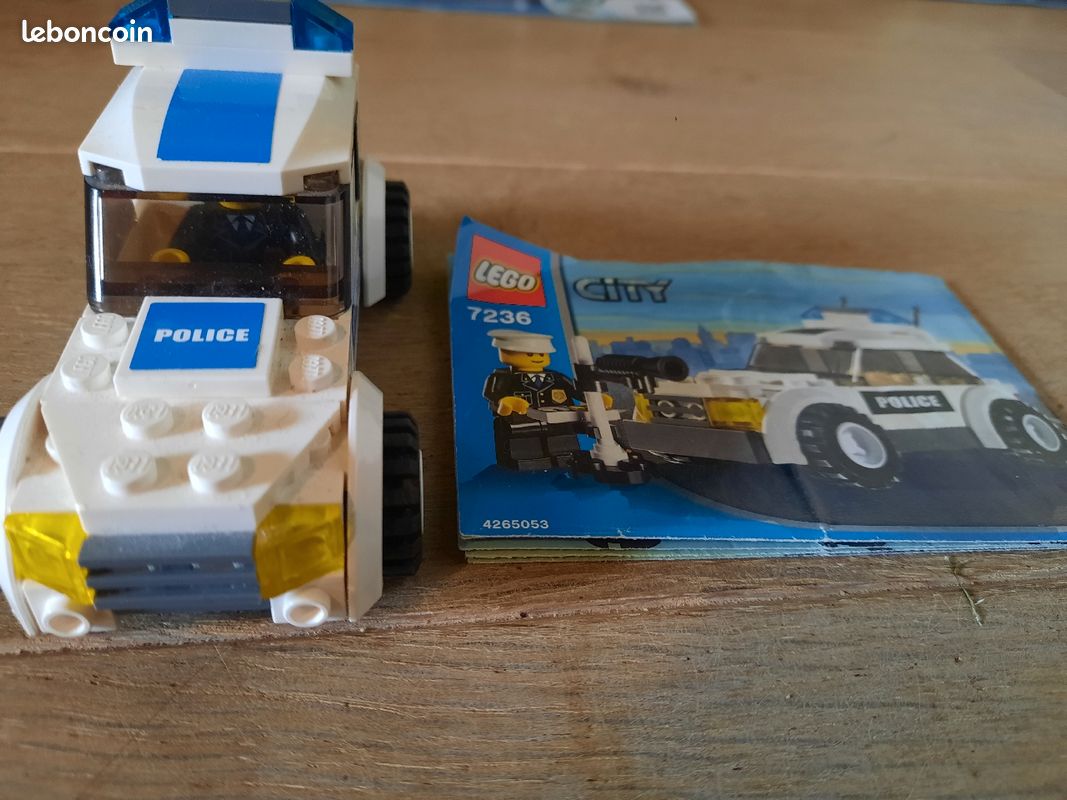 Legos city (image 10)