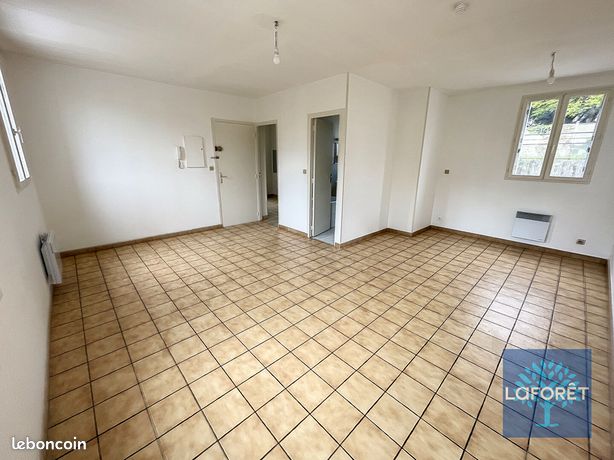 Studio 1 pièce 32 m²