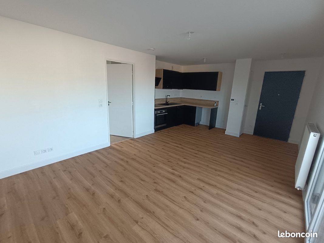 Appartement 2 pièces 43 m² · à Chassieu · 43 m² · 190 000 €