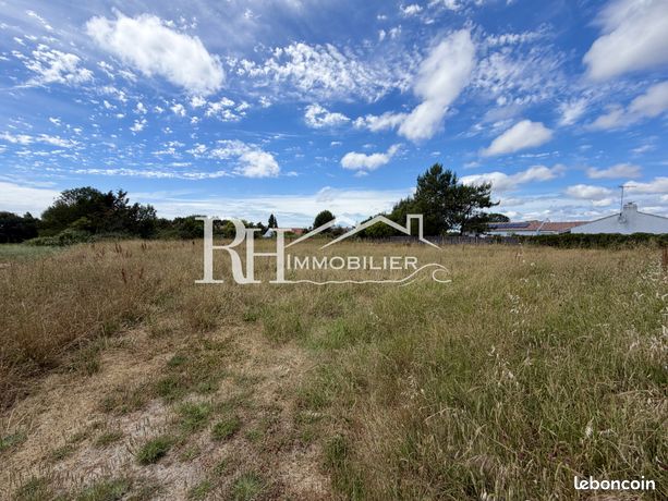 Terrain 1979 m² La Chaize-Giraud