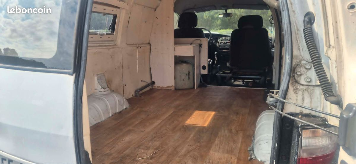 HYUNDAI H1 Van TD 100ch (image 4)
