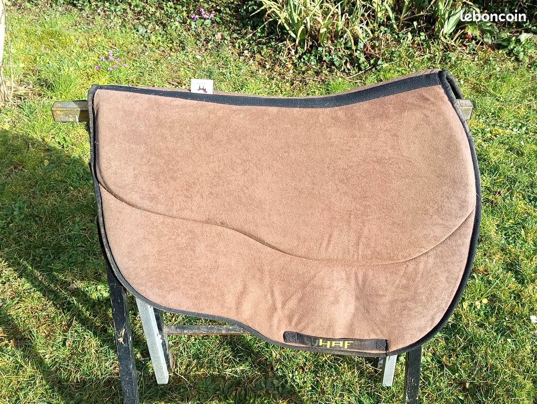 Tapis de salon fin en jute fabriqué à la main Marron 70x140 cm Forest | Maisons du Monde