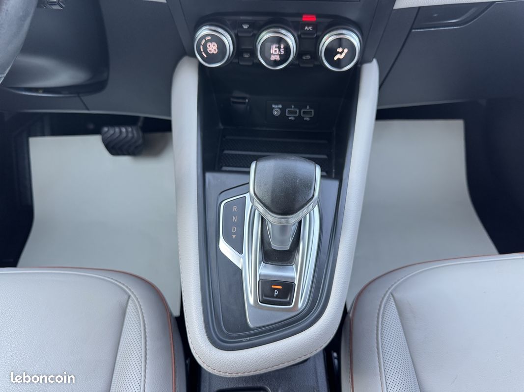 Renault CAPTUR II 1.3 TCE 155CH FAP INITIALE PARIS EDC - 20 (image 17)