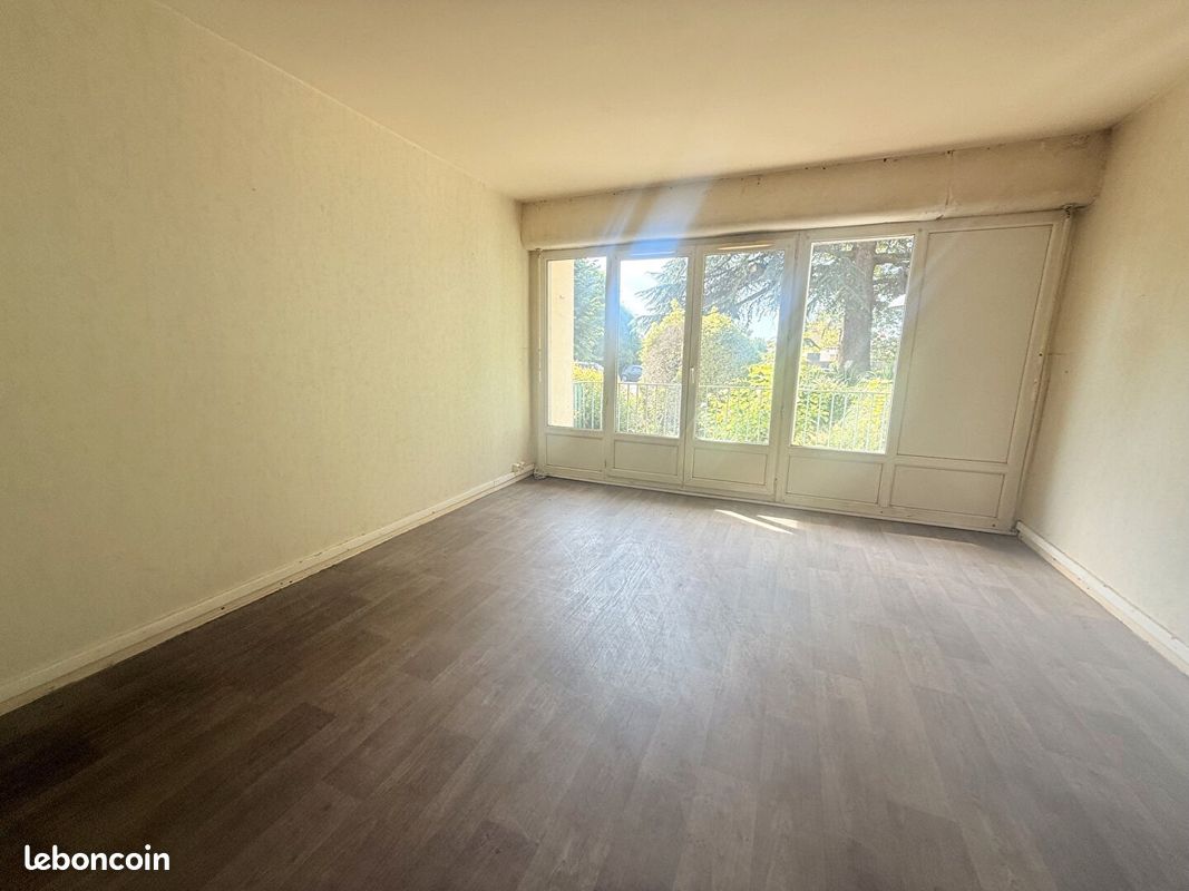 Appartement 3 pièces 63 m² · à Arnouville · 63 m² · 155 000 €