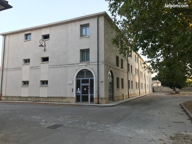 Studio 1 pièce 25 m²