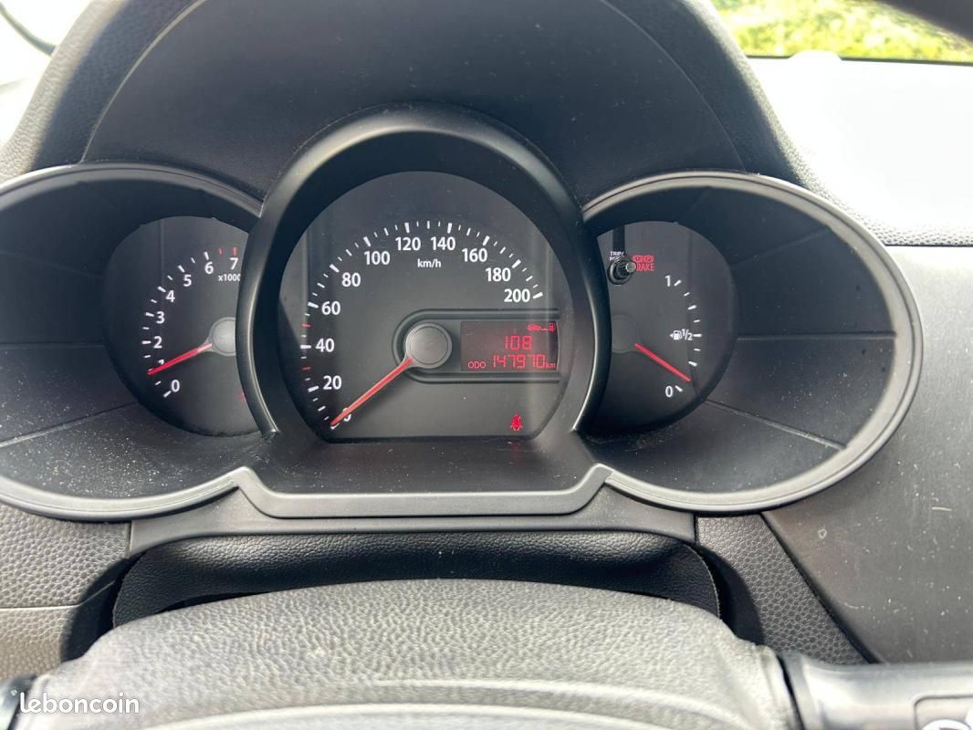Kia Picanto 1.0L 69 ch Motion (image 8)