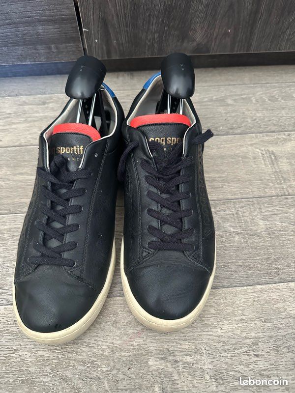 Paire de chaussure Le Coq Sportif (image 2)