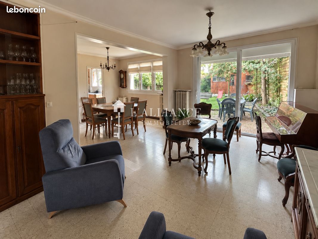 Maison 7 pièces 127 m² · à Lesquin · 127 m² · 389 000 €