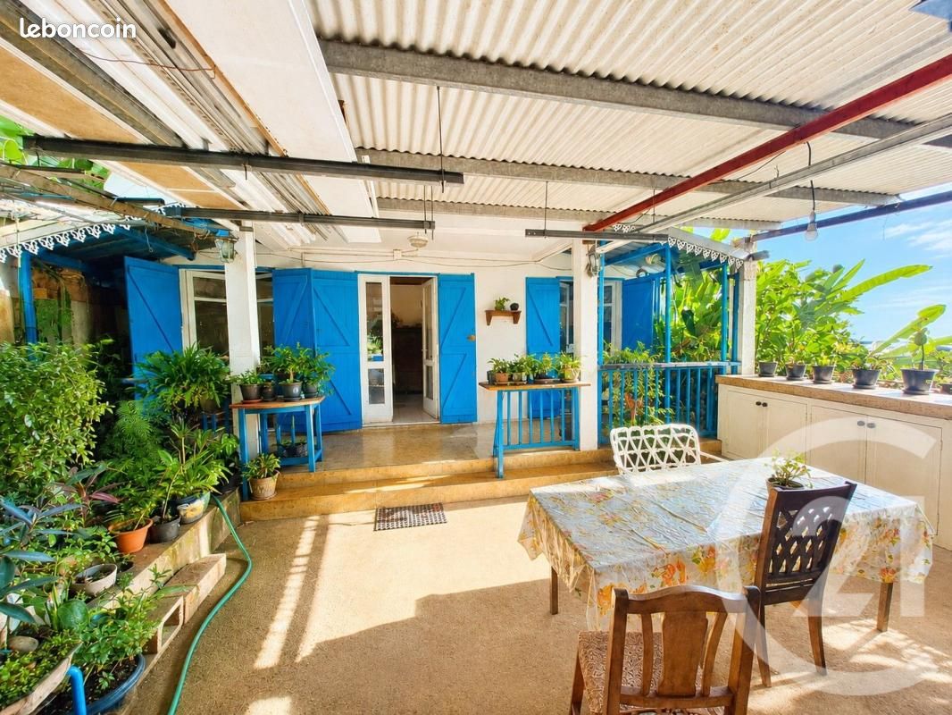 Maison 4 pièces 77 m² · à Saint-Paul · 77 m² · 303 800 €