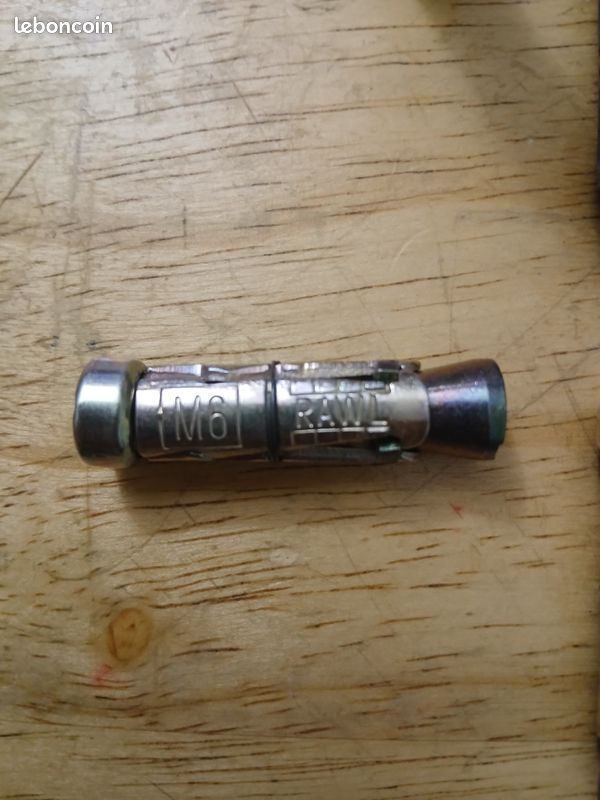 Chevilles M6 RAWL diametre 12 (image 5)
