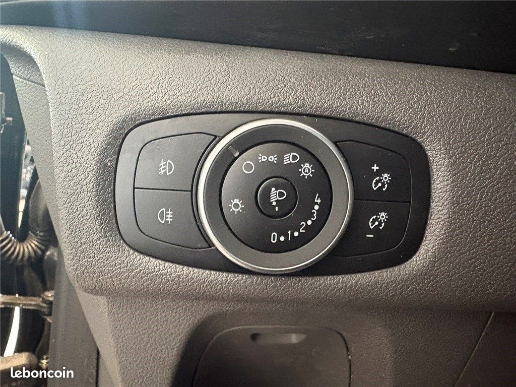 Ford Transit Custom FOURGON 300 L1H1 2.0 ECOBLUE 130 BVA TREND BUSINESS (image 19)