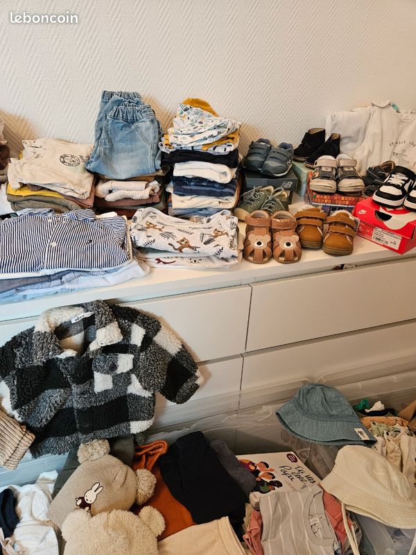 Jouets, vêtements, chaussures (image 4)