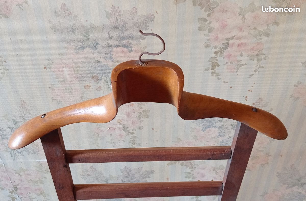 Draguignan Valet de chambre de nuit bois année 50 (image 7)