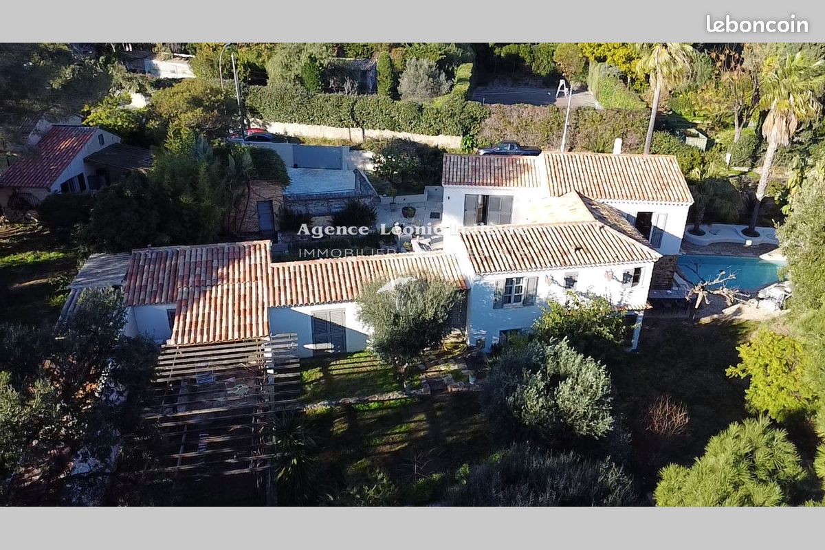 Maison 9 pièces 273 m² · à Sainte-Maxime · 273 m² · 1 860 000 €