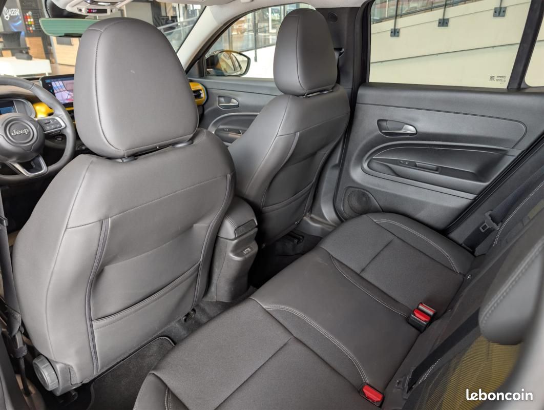Jeep Avenger ELECTRIQUE 115 kW 4x2 1st Edition 5P (image 27)