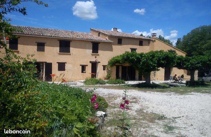 Maison 8 pièces 210 m²