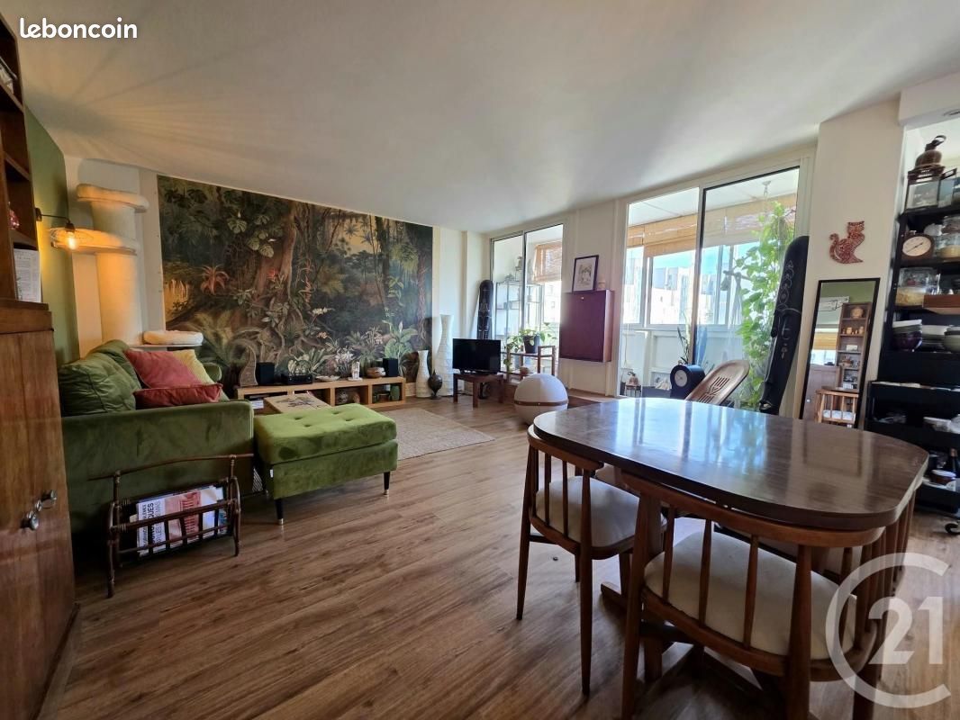 Appartement 2 pièces 49 m² · à Villeurbanne · 49 m² · 210 000 €