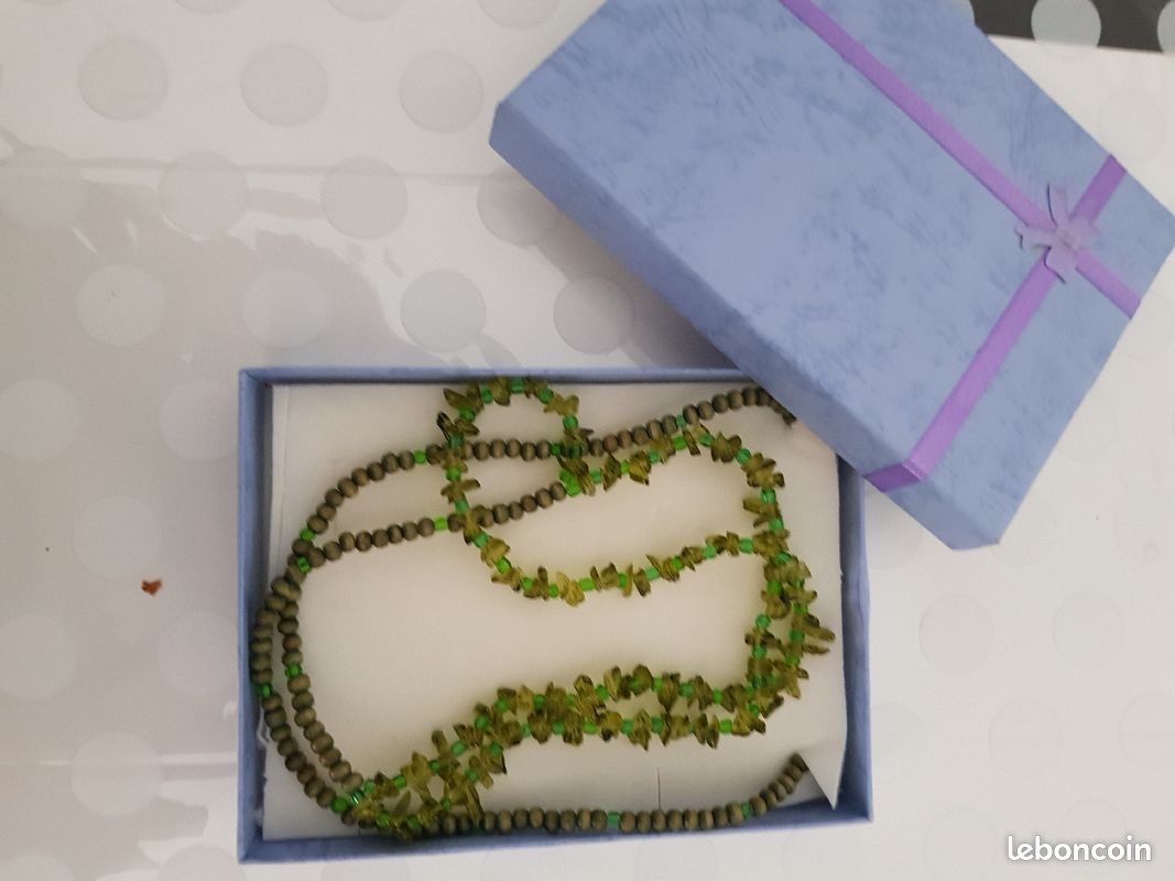 Collier (image 4)