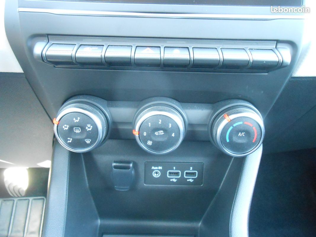 RENAULT CLIO V SCe 65 Evolution (image 29)