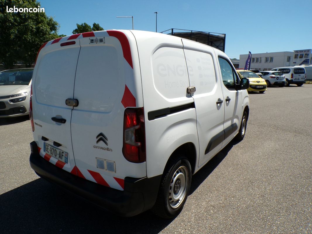 Citroën BERLINGO FOURGON Club M 1.5 HDI 100CH (image 4)