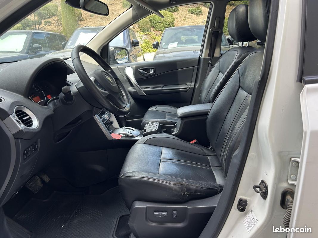 RENAULT KOLEOS 2.0 dCi FAP - 150 - BVA 4x4 Euro 5 Bose Edition (image 10)