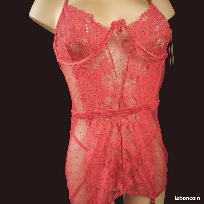 Ensemble lingerie 2 pièces rouge – Nuisette déshabillé dentelle porte-jarretelles amovibles + string – Neuf - L/XL 40/42 (image 2)