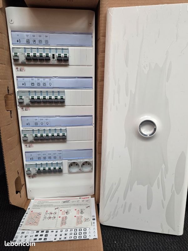 Tableau électrique Legrand Drivia ÉVOLUÉ T6 Pré-cablé Automatique 4 Rangées NEUF Porte comprise (image 1)