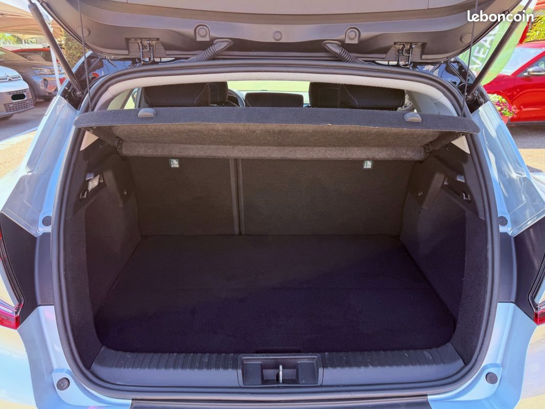 Renault Captur II 1.6 E-Tech Hybride rechargeable 160 ZEN (image 8)