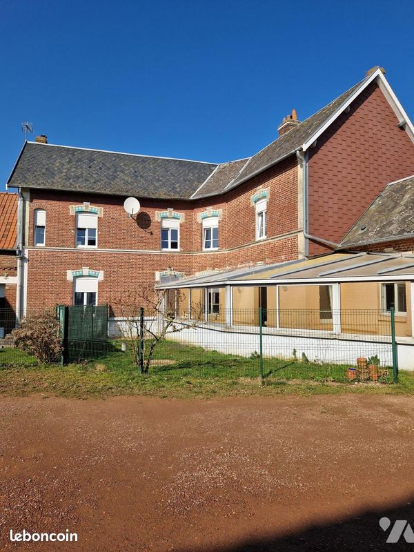 Maison 150 m² · à Blairville · 150 m² · 800 €/mois
