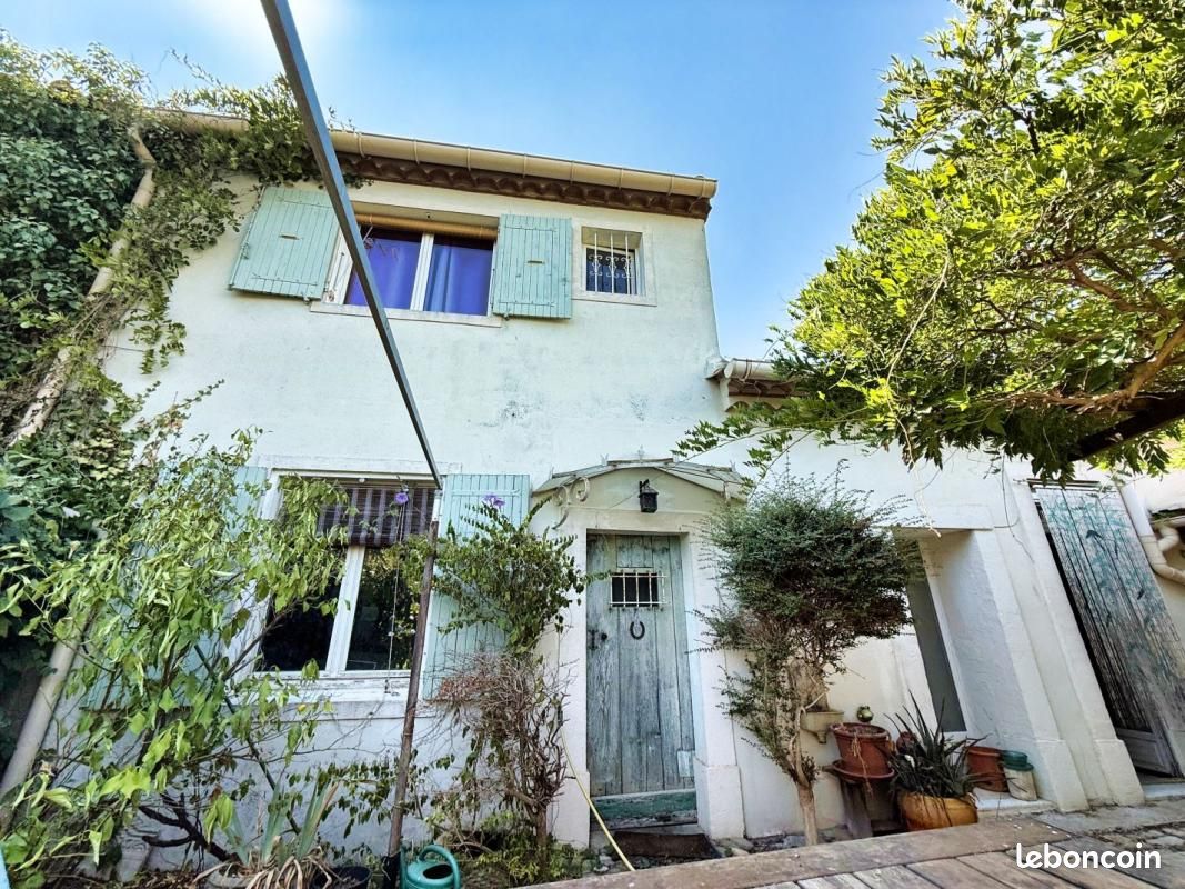 Maison 6 pièces 205 m² · à Argeliers · 205 m² · 219 000 €