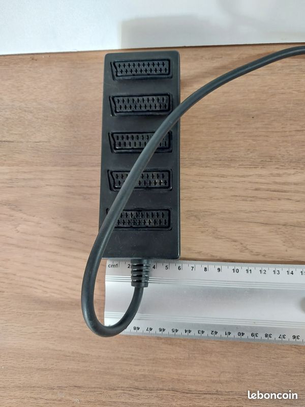 Bloc Multiplicateur peritel x5 prises ideal console