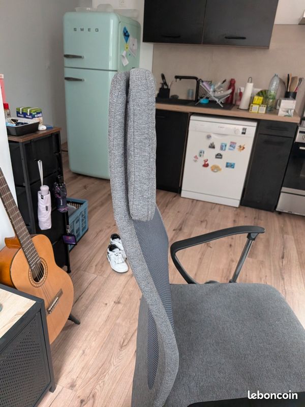Chaise de bureau BUT (image 8)