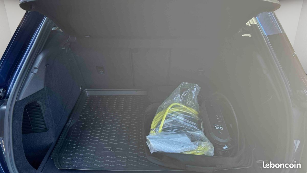 AUDI Q3 45 TFSIe 245 ch S tronic 6 S line (image 13)